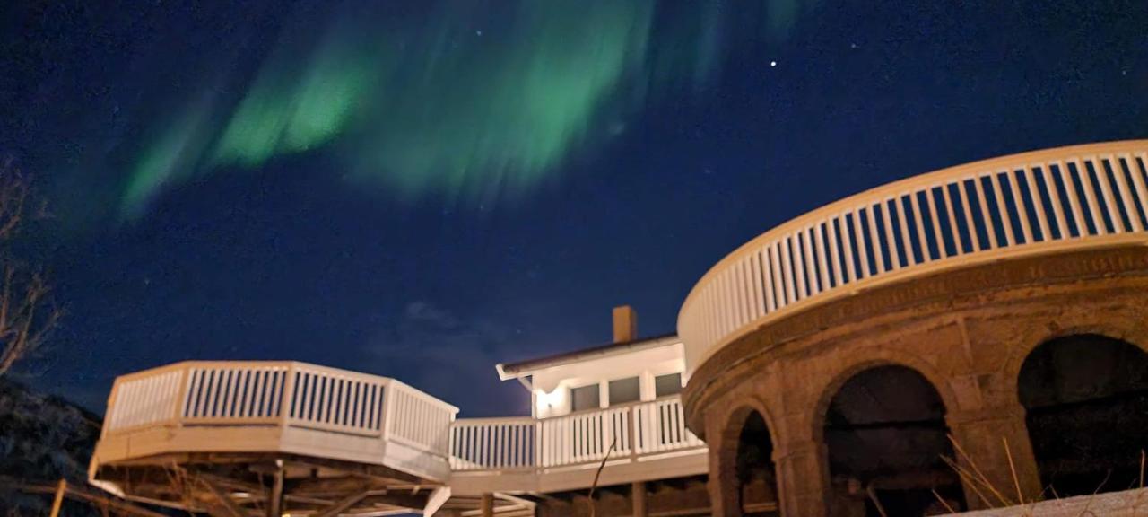 Stonglandseidet Senja Livingアパートホテル エクステリア 写真